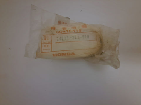 NOS Honda Gear Shift Fork CL/CD/CB/SS125 #24211-230-010